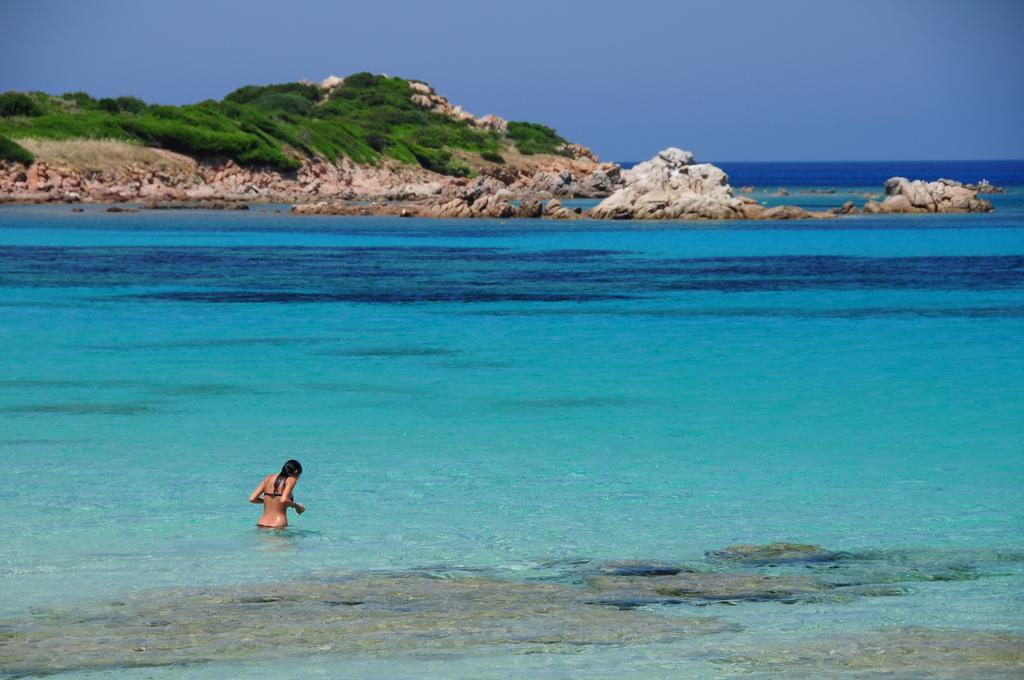 Sardinia Beach Apartments Aglientu Exterior photo