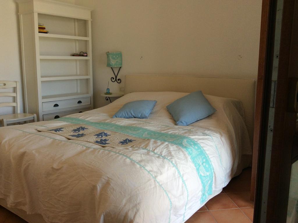 Sardinia Beach Apartments Aglientu Exterior photo